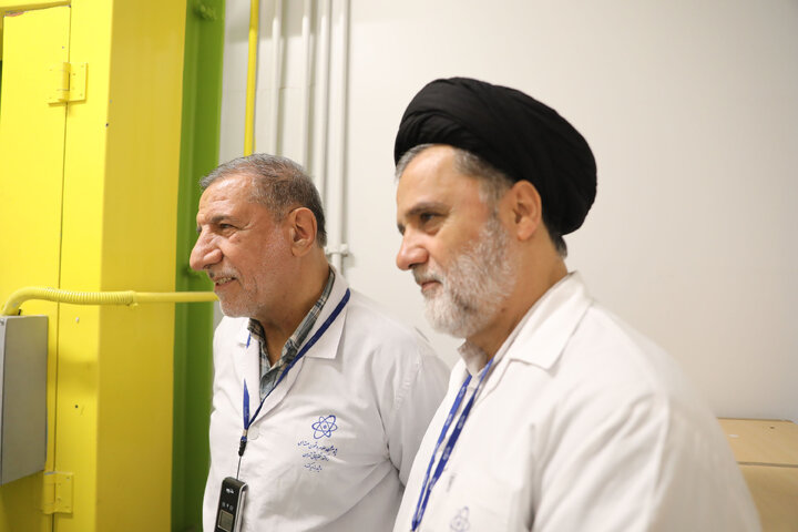 بازدید کمیسیون امنیت از سازمان انرژی اتمی