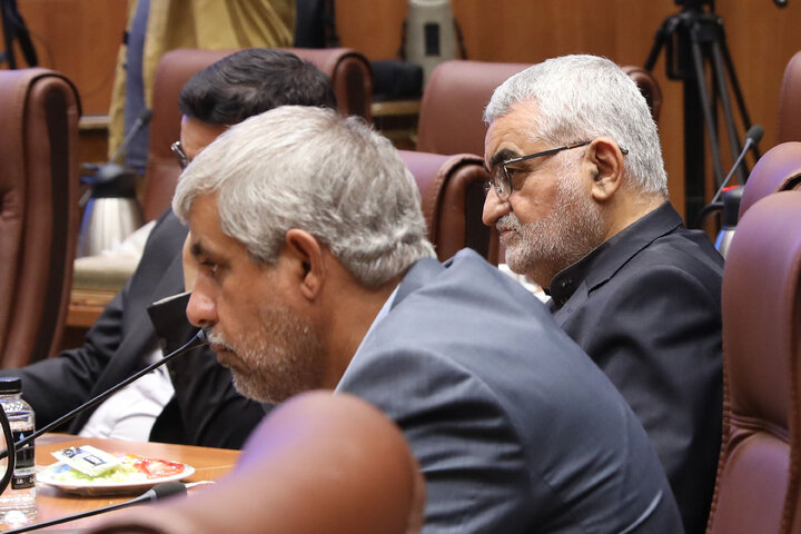 بازدید کمیسیون امنیت از سازمان انرژی اتمی