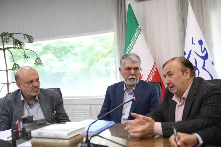 مجمع نمایندگان استان آذربایجان شرقی با وزیر ارشاد