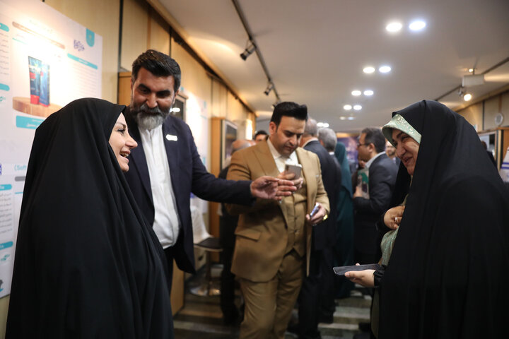 نمایشگاه دستاوردهای پارک های علمی فن آوری در حوزه محیط زیست