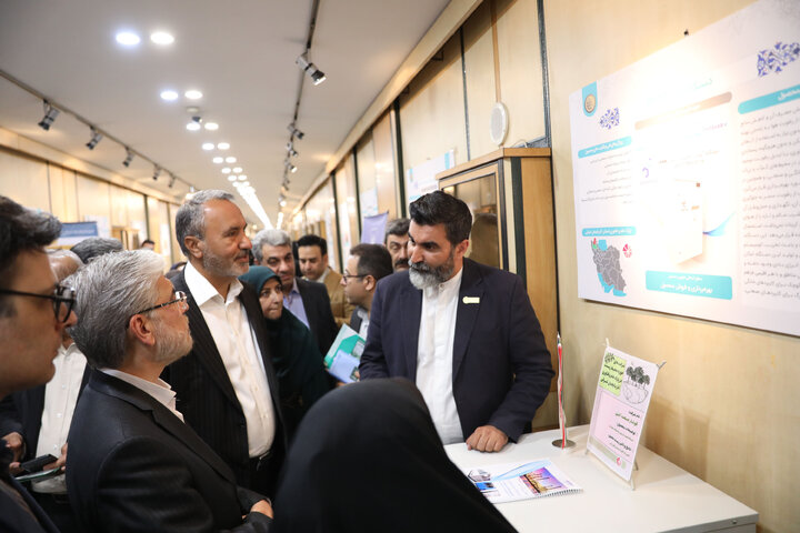 نمایشگاه دستاوردهای پارک های علمی فن آوری در حوزه محیط زیست