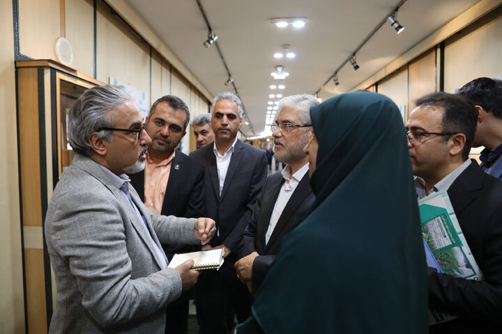 نمایشگاه دستاوردهای پارک های علمی فن آوری در حوزه محیط زیست
