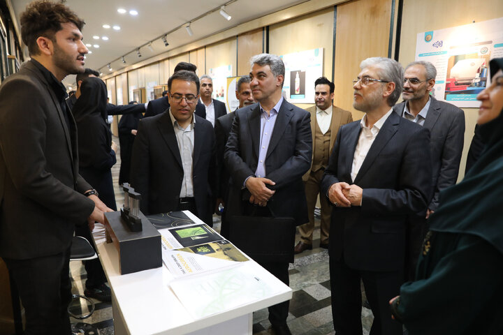 نمایشگاه دستاوردهای پارک های علمی فن آوری در حوزه محیط زیست