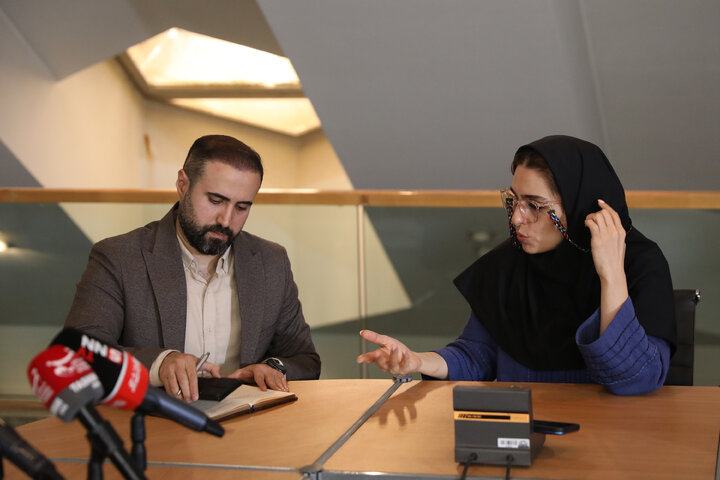 نشست خبری زنگنه