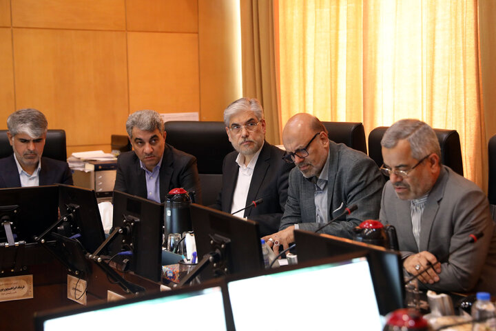 حضور وزیر علوم در کمیسیون آموزش و تحقیقات