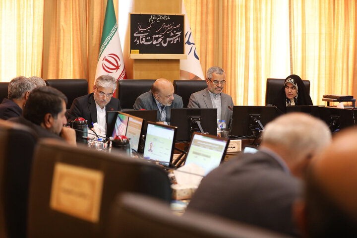 حضور وزیر علوم در کمیسیون آموزش و تحقیقات