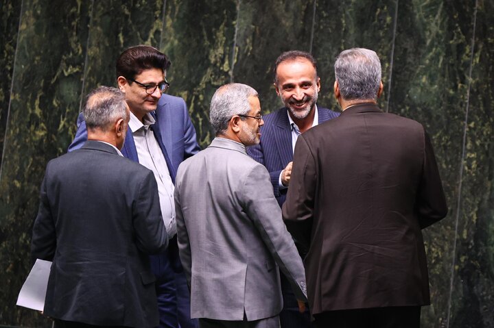 ناطقان میان دستور جلسه علنی امروز مجلس شورای اسلامی