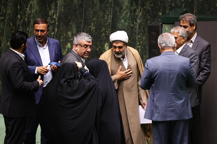 ناطقان میان دستور جلسه علنی امروز مجلس شورای اسلامی