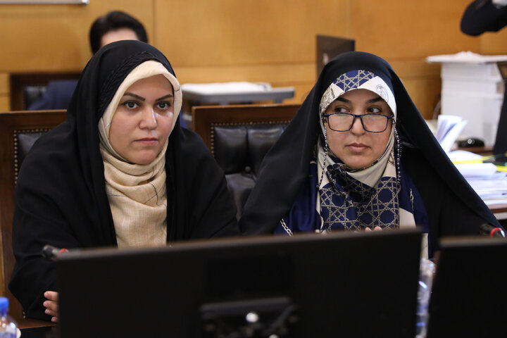 نشست اعضای کمیسیون عمران با حضور وزیر نیرو