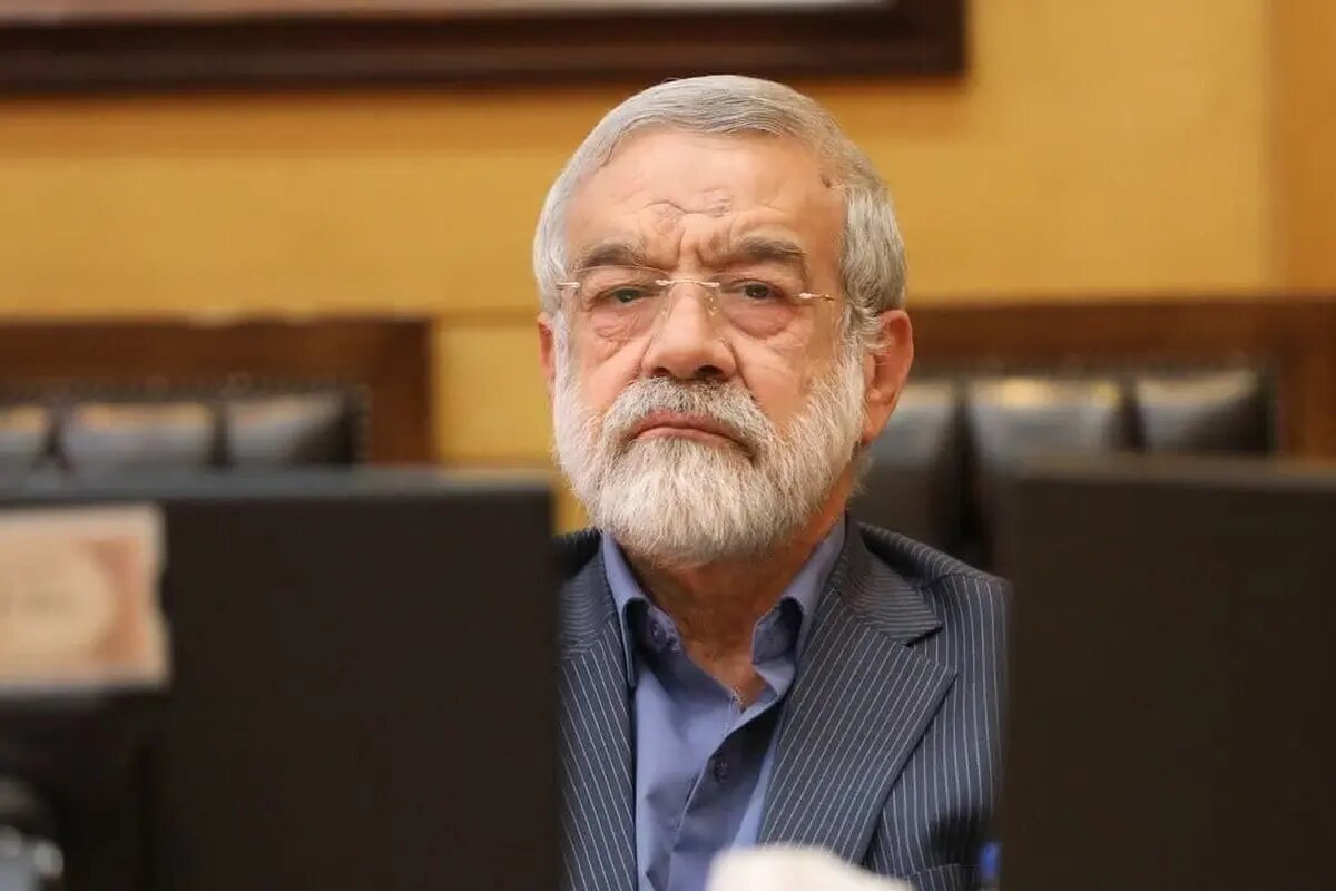 وطن دوست و وطن فروش؛ آنچه در مورد مصاحبه تلویزیونی رئیس مجلس گفتند