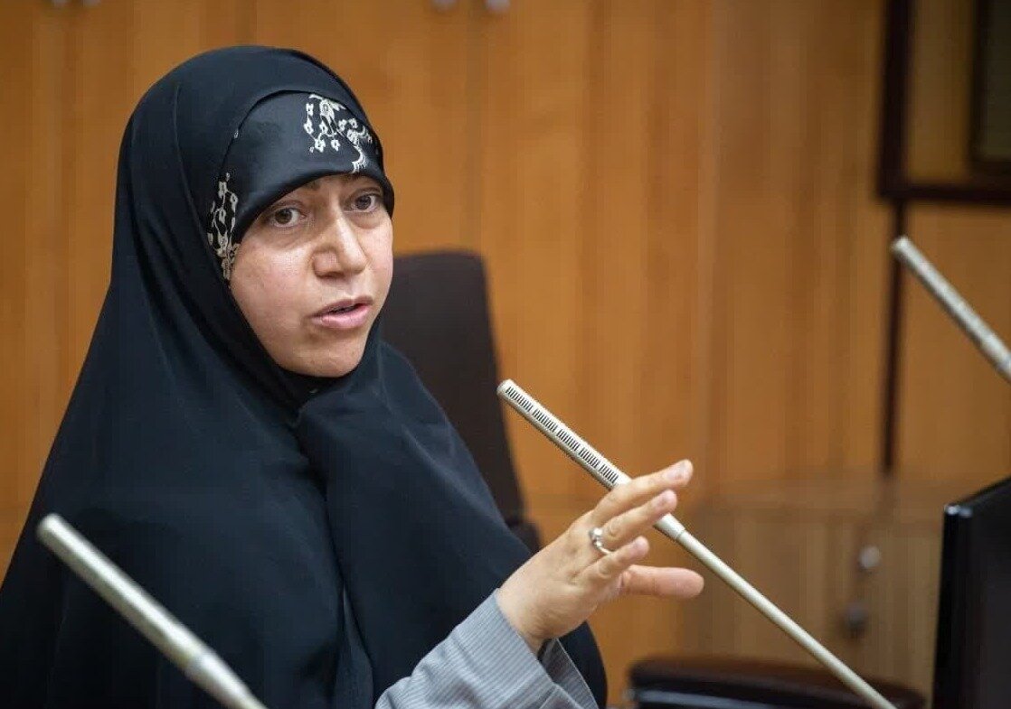 ورود کمیسیون بهداشت مجلس به موضوع گرانی و گرانسازی دارو و توزیع نامتوازن ارز/ تحقیق و تفحص از حوزه غذا و دارو ادامه دارد؛ ضرورت ارسال مستندات تخلفات به کمیسیون