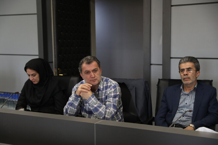 حضور رئیس فراکسیون محیط زیست در اولین نشست کمیته HSE