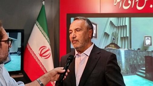 انتقاد رئیس کمیسیون عمران مجلس از افزایش نرخ بلیط پروازهای اربعین/ بلیت ها با نرخ سال گذشته عرضه شود