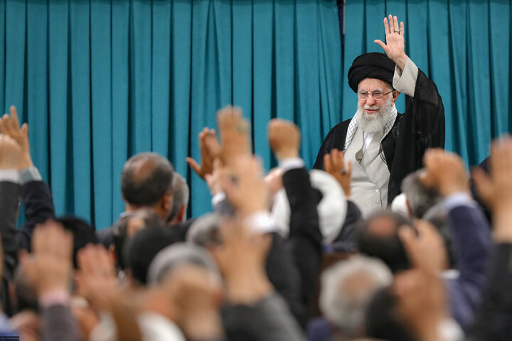 روایت نمایندگان از دیدار با رهبر انقلاب؛ امیدآفرینی در دستورکار وکلای مردم قرار گیرد
