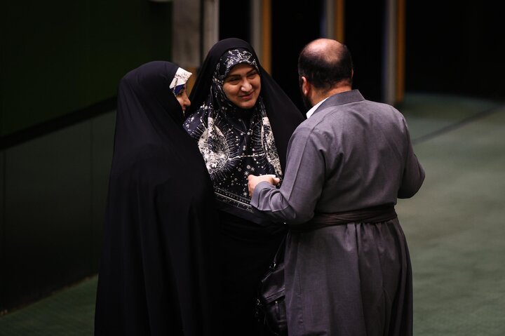 جلسه علنی چهارم تیر ماه مجلس شورای اسلامی