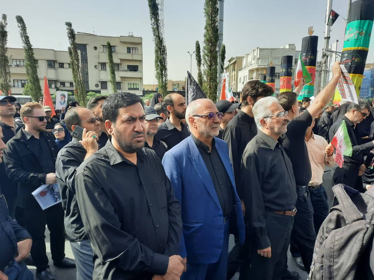 مراسم تشییع پیکر شهدای اقتدار ایران/ حضور سران قوا در بدرقه سرداران و دانشمندان شهید