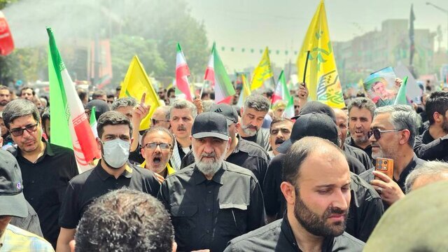 مراسم تشییع پیکر شهدای اقتدار ایران/ حضور سران قوا در بدرقه سرداران و دانشمندان شهید