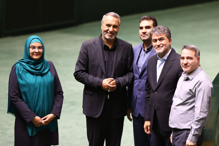 جلسه علنی 8 تیر ماه مجلس شورای اسلامی