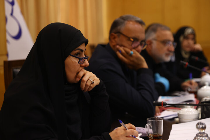 نشست کمیسیون عمران مجلس با حضور وزیر راه و شهرسازی