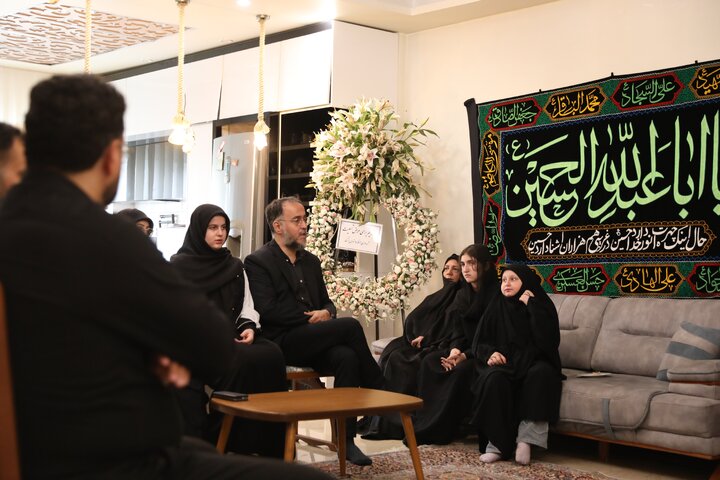 دیدار با خانواده شهید اقتدار