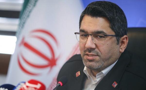 تقدیر از رئیس کمیسیون بهداشت مجلس برای همراهی در جنگ تحمیلی 12 روزه/ 3 بیمارستان برای آمادگی در برابر آسیب‌های احتمالی تخلیه شد/ ضرورت همراهی دولت و مجلس برای رفع چالش‌های موجود