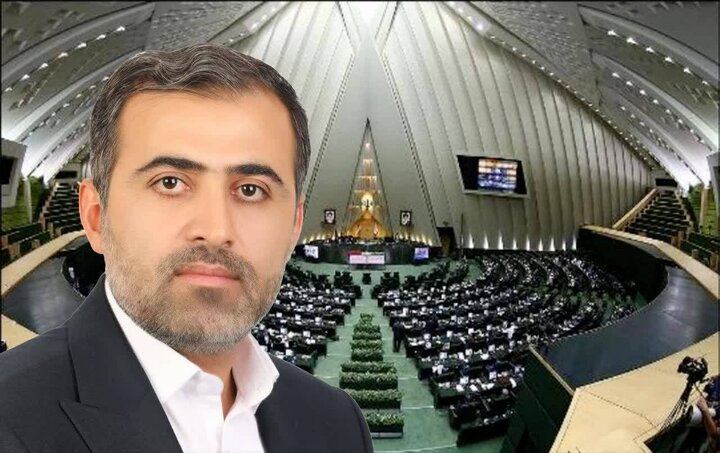 سازمان‌های بین‌المللی گروگان منافع قدرت‌های استکباری هستند/تنها راه اقتدار روزافزون کشور تقویت انسجام داخلی، بنیه دفاعی و امنیتی کشور است/تقدیر از صنایع برای تأمین پایدار انرژی در ایام جنگ تحمیلی