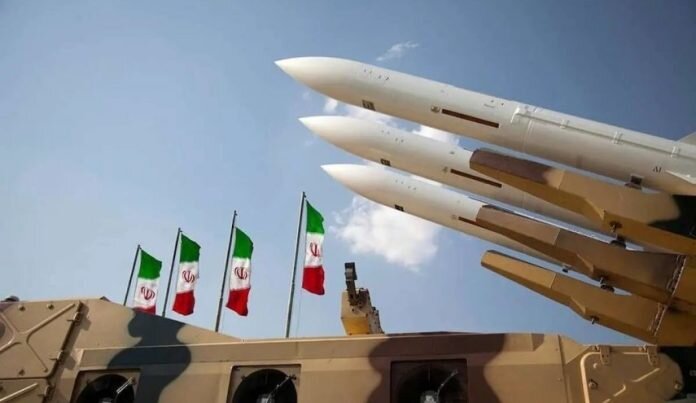 محدود کردن صنعت دفاعی و موشکی توهم غرب است/ منافع کشور و ملت را وجه المصالحه قرار نمی‌دهیم