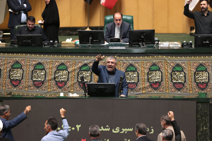 ناطقان میان دستور نشست علنی یکشنبه 22 تیر 1404