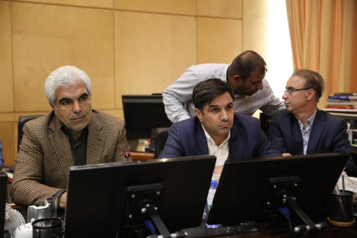 نشست 22 تیر کمیسیون صنایع