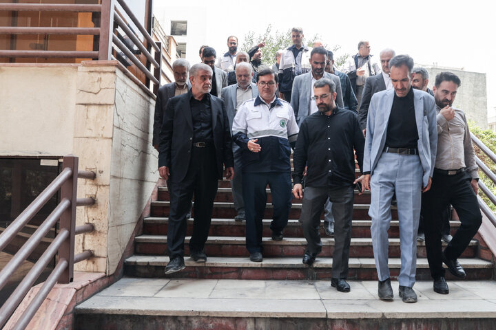 بازدید اعضای کمیسیون امور داخلی کشور از مناطق آسیب دیده از جنگی تحمیلی 12 روزه