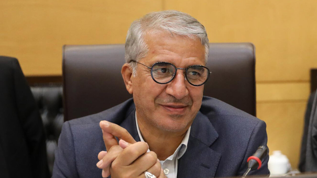 نشست احمد انارکی محمدی با مدیران مجتمع مس سرچشمه/ شرکت مس در حوزه مسئولیت اجتماعی به تعهدات خود عمل کند نشست احمد انارکی محمدی با مدیران مجتمع مس سرچشمه/ شرکت مس در حوزه مسئولیت اجتماعی به تعهدات خود عمل کند