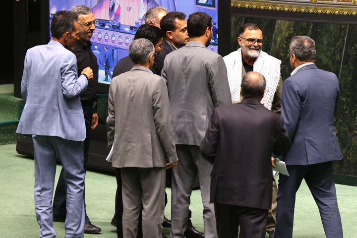 ناطقین میان دستور صحن علنی 25 تیرماه 1404