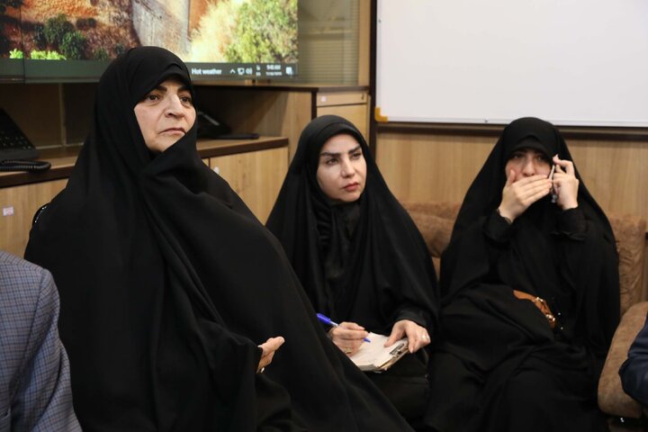 بازدید نمایندگان مجمع استان تهران از ستاد بحران شهرداری