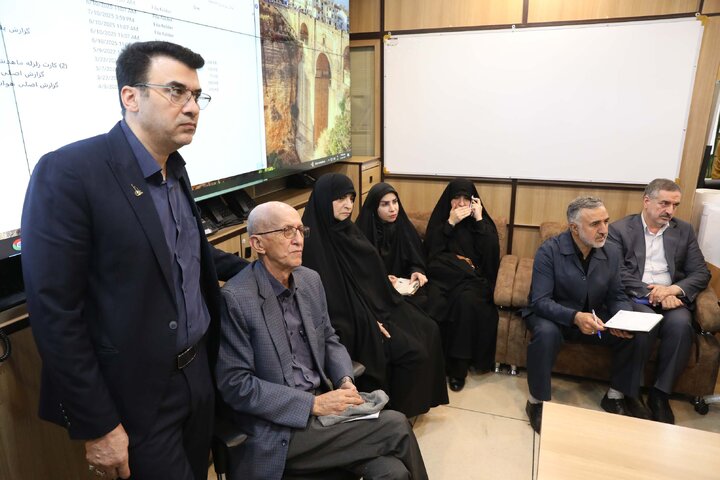 بازدید نمایندگان مجمع استان تهران از ستاد بحران شهرداری