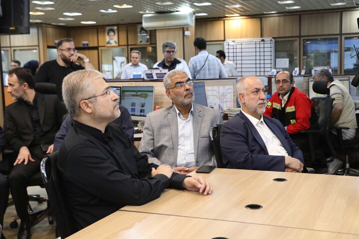 بازدید نمایندگان مجمع استان تهران از ستاد بحران شهرداری
