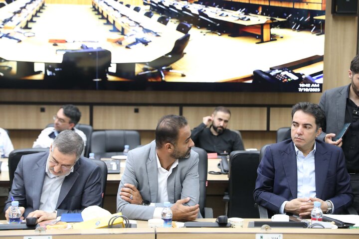 بازدید نمایندگان مجمع استان تهران از ستاد بحران شهرداری