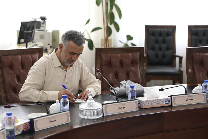 نشست فراکسیون شعائر اسلامی، قرآن و زیارت