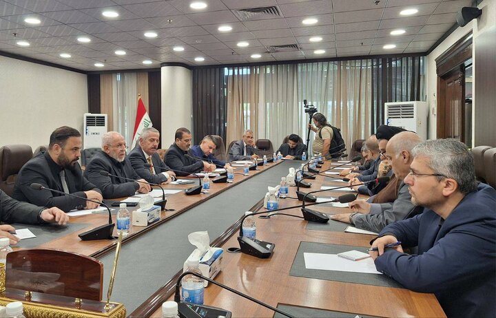 تمجید رئیس و اعضای کمیته دفاع و امنیت مجلس نمایندگان عراق از پیروزی و ایستادگی ایران در مقابل رژیم صهیونیستی و آمریکا