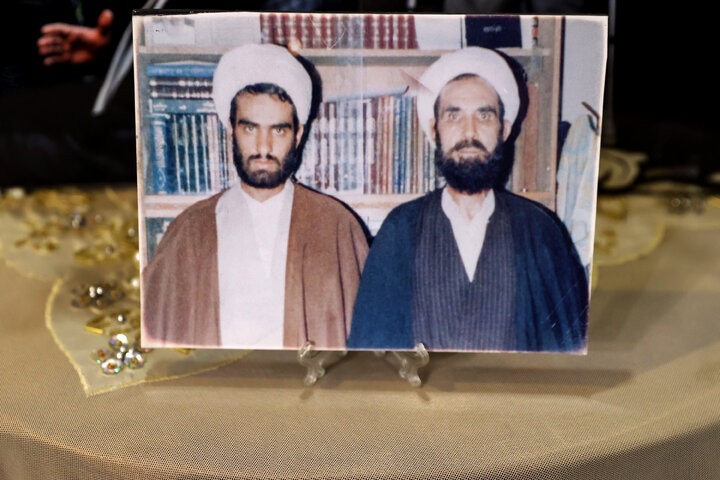 حضور دکتر قالیباف در منزل سرداران شهید رشید، سلامی و محققی