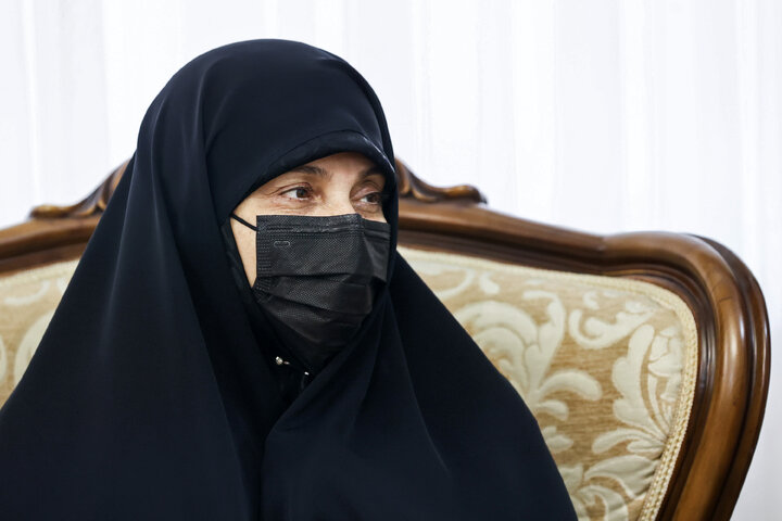 حضور دکتر قالیباف در منزل سرداران شهید رشید، سلامی و محققی
