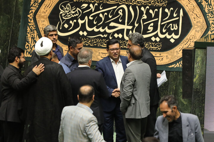 ناطقان میان دستور نشست علنی 31 تیر ماه 1404