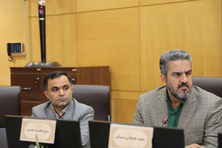نشست کمیسیون اقتصادی با حضور وزیر اقتصاد