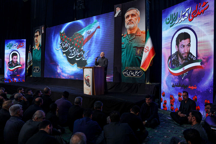 حضور دکتر قالیباف در مراسم گرامیداشت اربعین شهدای اقتدار نیروی هوافضای سپاه