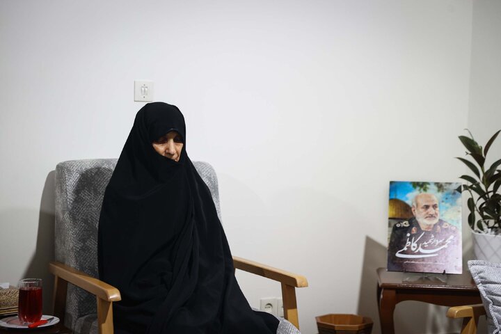 حضور دکتر قالیباف در منزل سرلشکر شهید محمد کاظمی