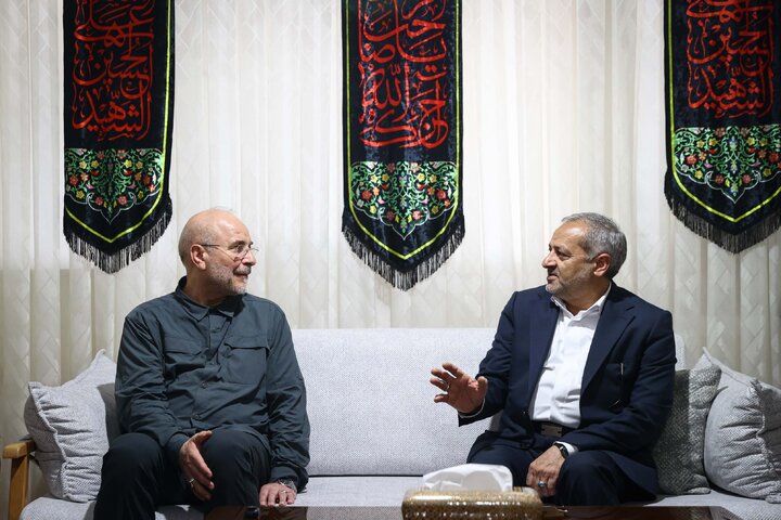 حضور دکتر قالیباف در منزل سرلشکر شهید محمد کاظمی