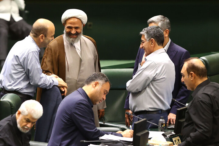 نشست علنی یکشنبه 5 مرداد ماه ۱۴۰۴ مجلس شورای اسلامی