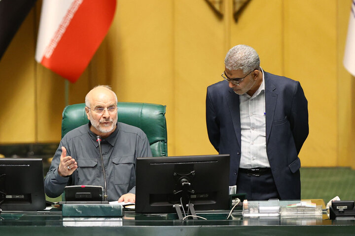 نشست علنی یکشنبه 5 مرداد ماه ۱۴۰۴ مجلس شورای اسلامی