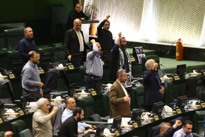نشست علنی یکشنبه 5 مرداد ماه ۱۴۰۴ مجلس شورای اسلامی