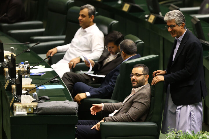نشست علنی یکشنبه 5 مرداد ماه ۱۴۰۴ مجلس شورای اسلامی