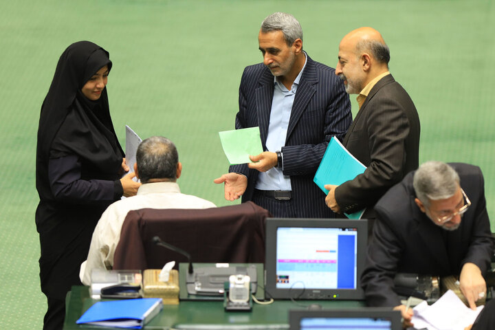 نشست علنی یکشنبه ۵ مرداد ماه ۱۴۰۴ مجلس شورای اسلامی-2